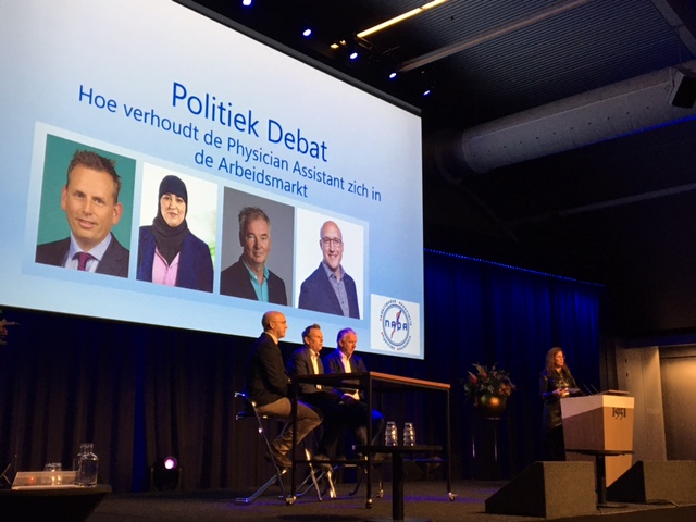 Politiek debat #PAinvest gaat van start, onder leiding van <a href="/RijsdijkRianne/">Rianne Rijsdijk</a> over PA's en de arbeidsmarkt