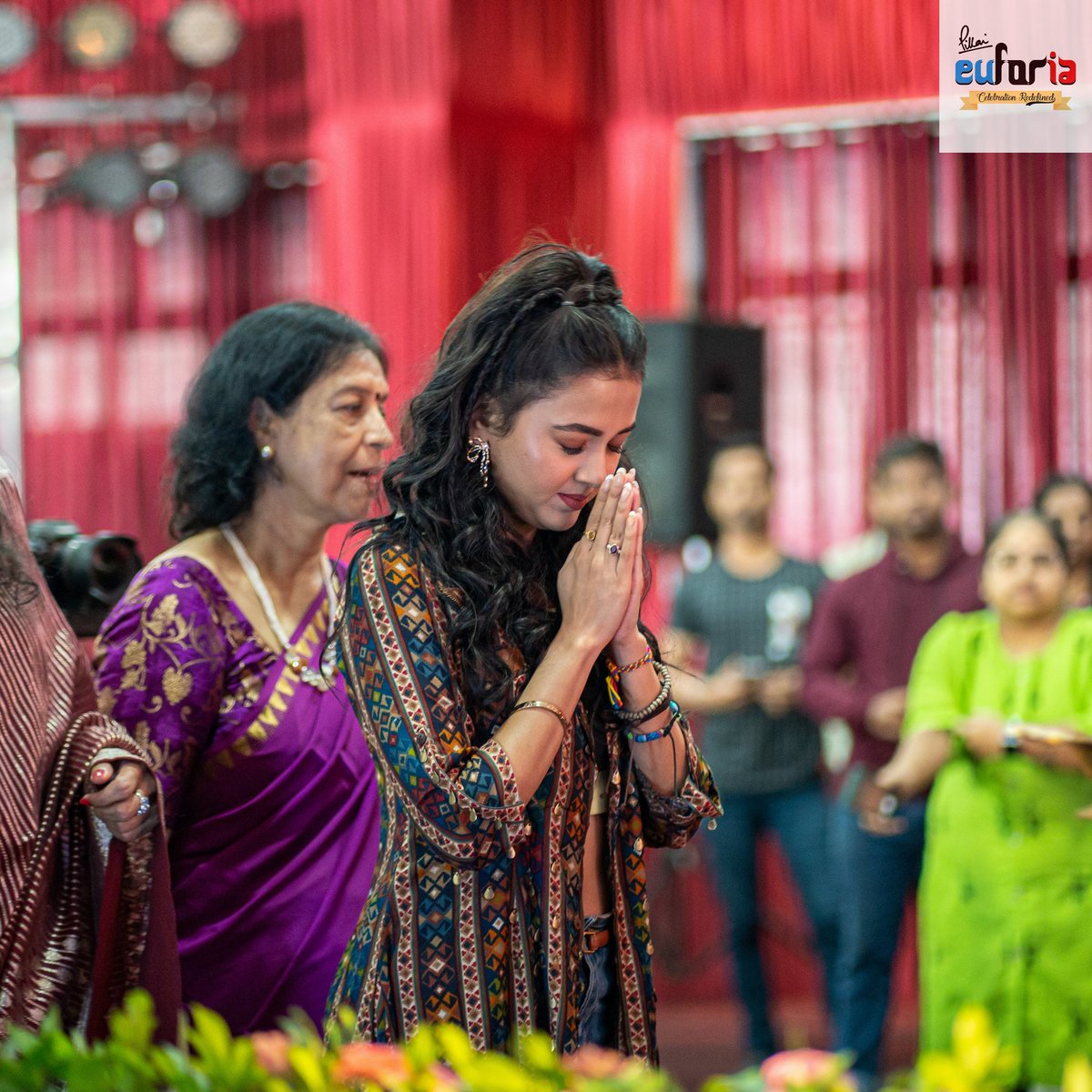 pillaieuforia's tweet photo. A beautiful moment with @itsmetejasswi before the song launch 'Naad' from her next movie #MannKasturiRe at @pillaicollege festival #Euforia2023 – at Pillai HOCL Educational Campus

EUFORIA X NAAD LAUNCH

#TejasswiPrakash #pillaihoccollege  #MannKasturiRe #Naad https://t.co/fcmHqWVzkD
