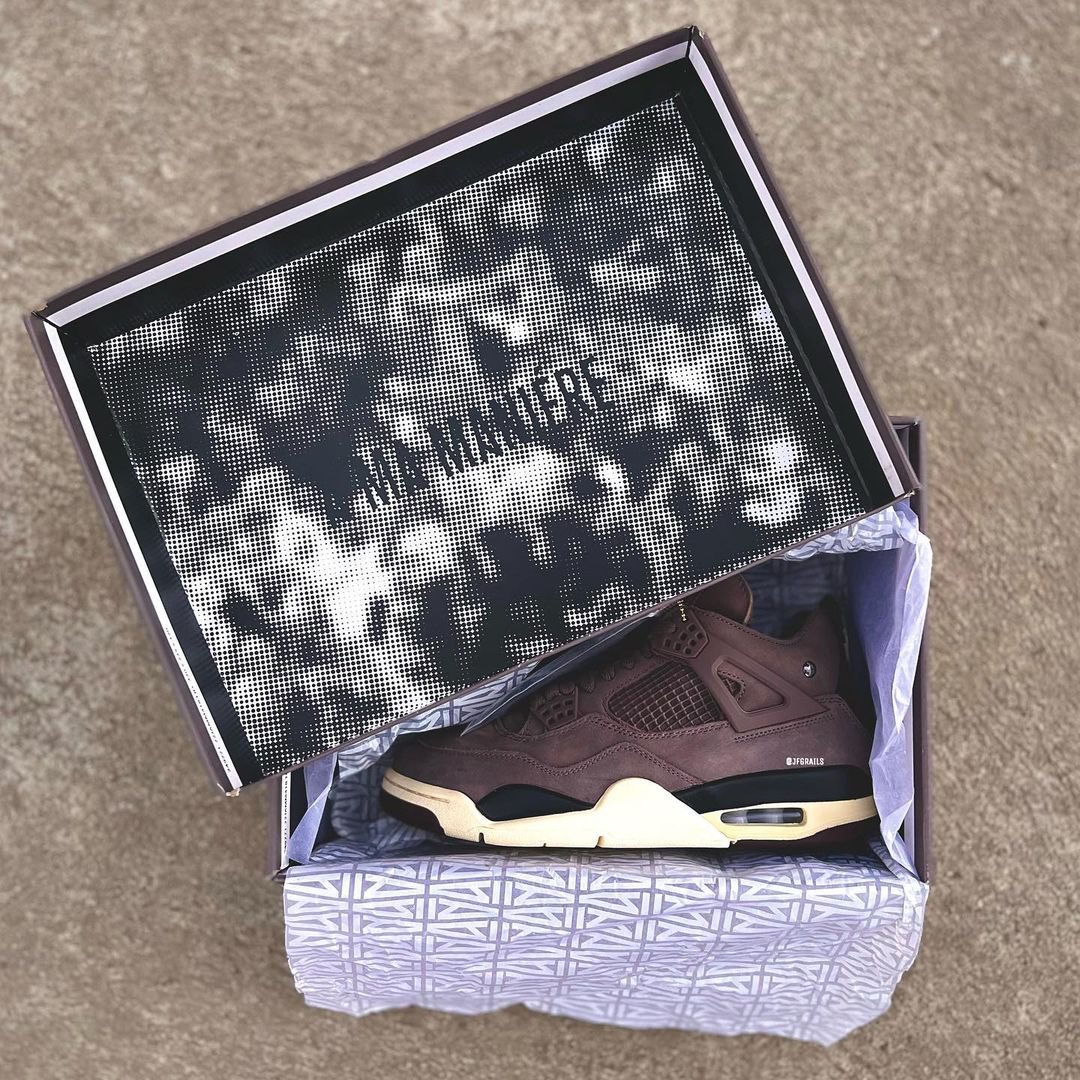 Sneakerologue's tweet photo. Nouvelles images de la À Ma Manière x Air Jordan 4 !

Cop ou Pass ? https://t.co/ekVVT9ZiZk