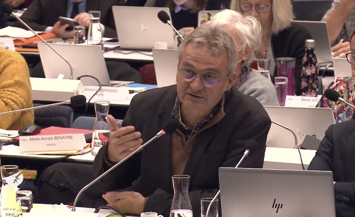 🗳️ C'est VOTÉ ! #DirectNM
La tarification solidaire s'étend à tous les modes de transport alternatifs à la 🚗 : transports collectifs, location et achat de vélo. Un dispositif harmonisé pour faciliter les déplacements des habitantEs qui s'engagent vers une mobilité ➖ carbonée.
