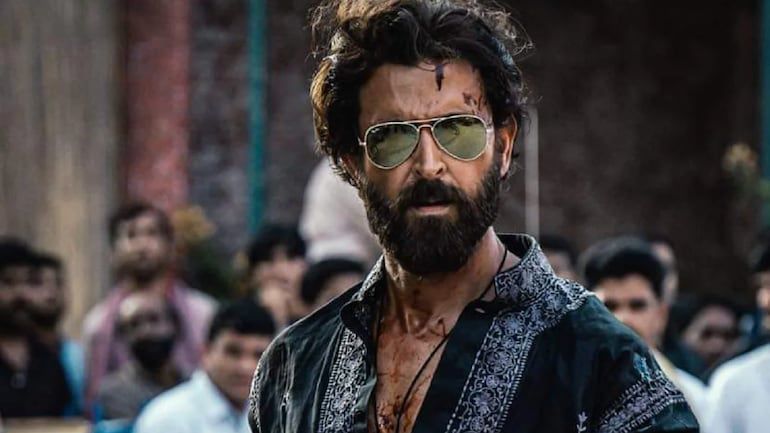 ReviewsOutNow's tweet photo. Watched Vikram Vedha And To Be Honest It Was Very Slow In The First Half, Was Bored At Saif Ali Khan Acting Excluding Vedha Entry Scene But The Way Movie Showed 2nd Half Is Just Super Good Including Bg, Twist And Climax.

#VikramVedha
#HrithikRoshan
#SaifAliKhan
#FamilyWatch https://t.co/5cW3luGZDo
