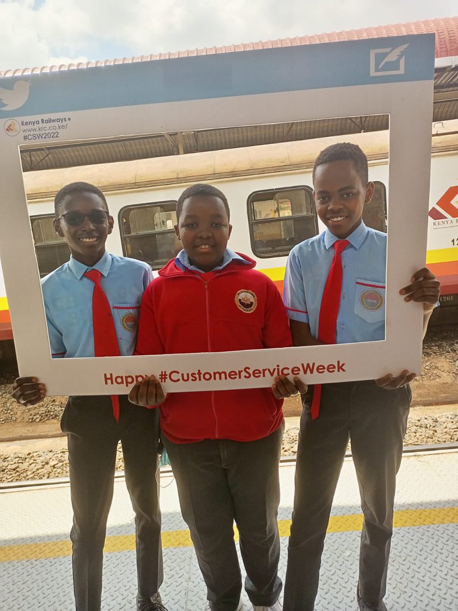 KenyaRailways_'s tweet photo. We pride ourselves in offering students educational insights on all our train services.  #celebratingservice #customerinclusion https://t.co/gtv4CsxIY1