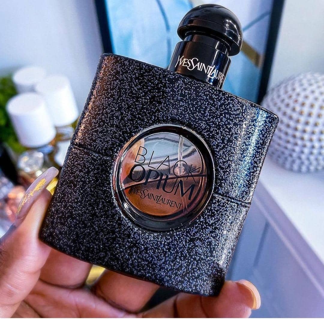 _Mariamly's tweet photo. Yves saint Laurent Black Opium for classy women

85,000📌 https://t.co/JTyk0taHMC