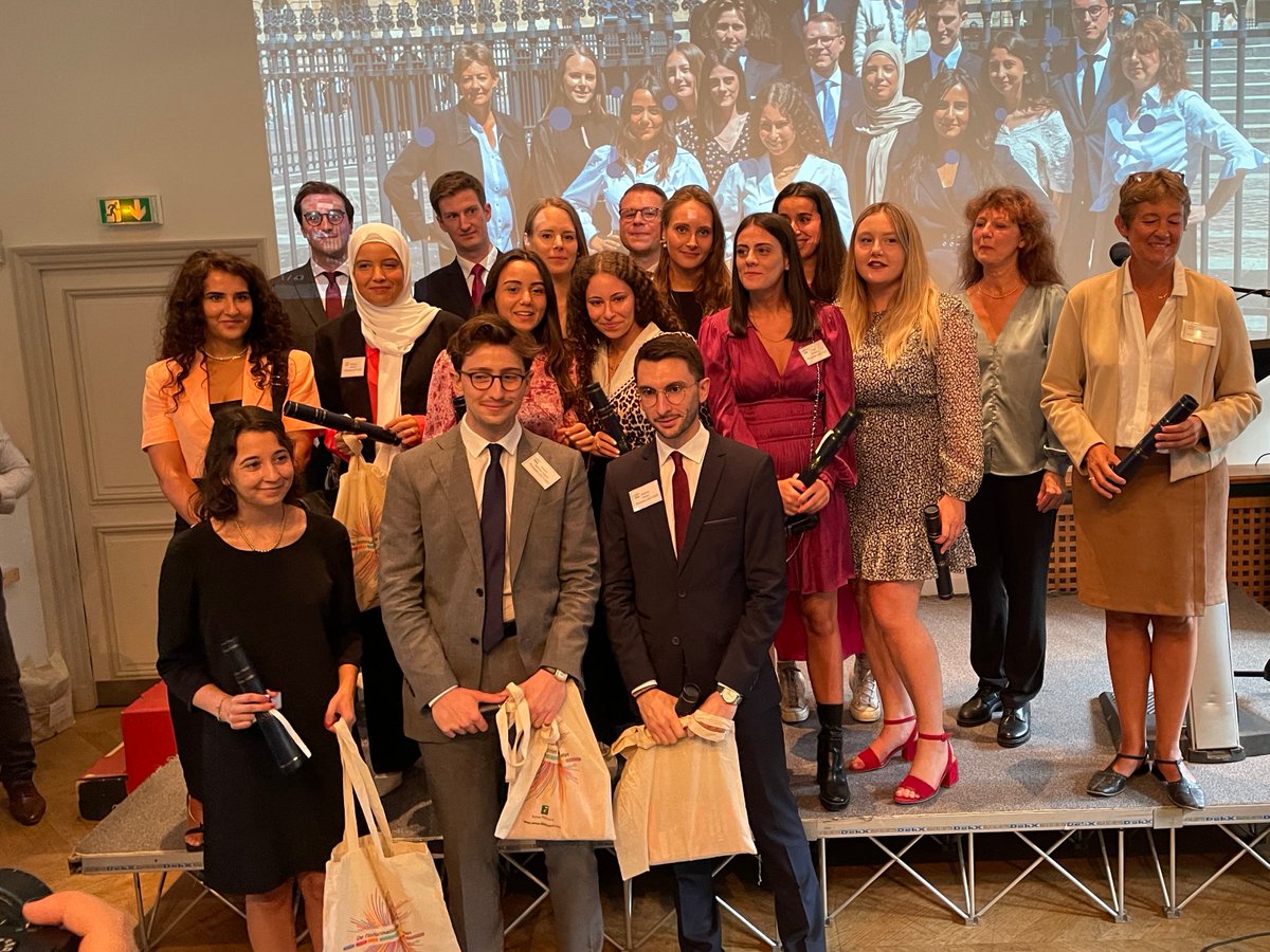 M2proDPSE's tweet image. Remise des diplômes de la promotion 2021-2022 du master DPSE