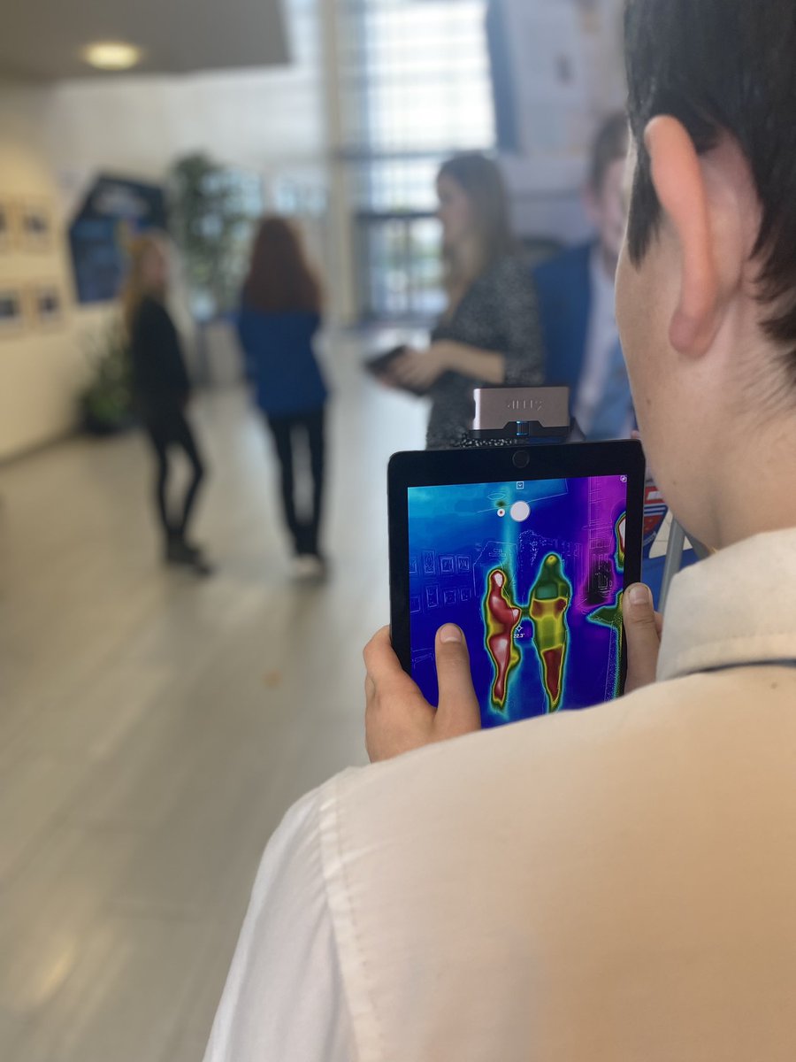 DYW_ForthValley's tweet photo. Young people @DunblaneHS using technology that’s key in games design to diagnose the health of a building or has been used to inform the reconstruction of Notre Dam! Fascinating insight from @CODAEH 🙌🏻 🏢 📱@BuildYourFutur8 #ConstructionSkills https://t.co/7MDkz90277