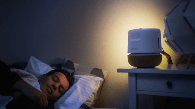 essecalumni's tweet photo. 💼 ENTREPRENEURS | David Stoikovitch (E15) a co-fondé @GetMoona, marque de produits intelligents améliorant la qualité du sommeil. 

📣 Vous pouvez soutenir le développement de sa nouvelle gamme en participant à sa campagne de crowdfunding jusqu’au 4/11 ⤵️
https://t.co/VsdBlXXbPX https://t.co/Eg41tHNokc