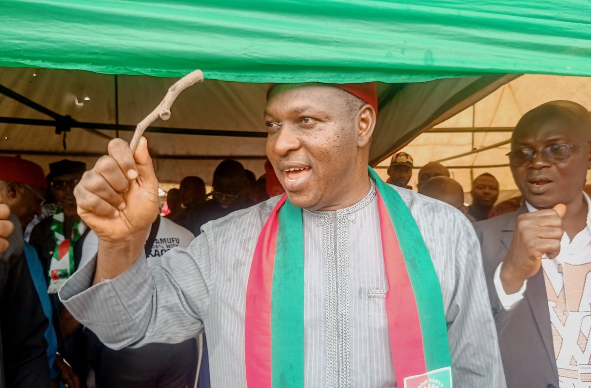 Hon_Barr_Edeoga's tweet photo. The seven autonomous communities in Eha-Amufu, Isi-Uzo LGA Enugu endorsed Edeoga for Governor Enugu State. 
Indeed, it was a great day and Hon Edeoga is appreciative. 
#enugu #Edeoga #2023Elections https://t.co/w1OLT6rYIB