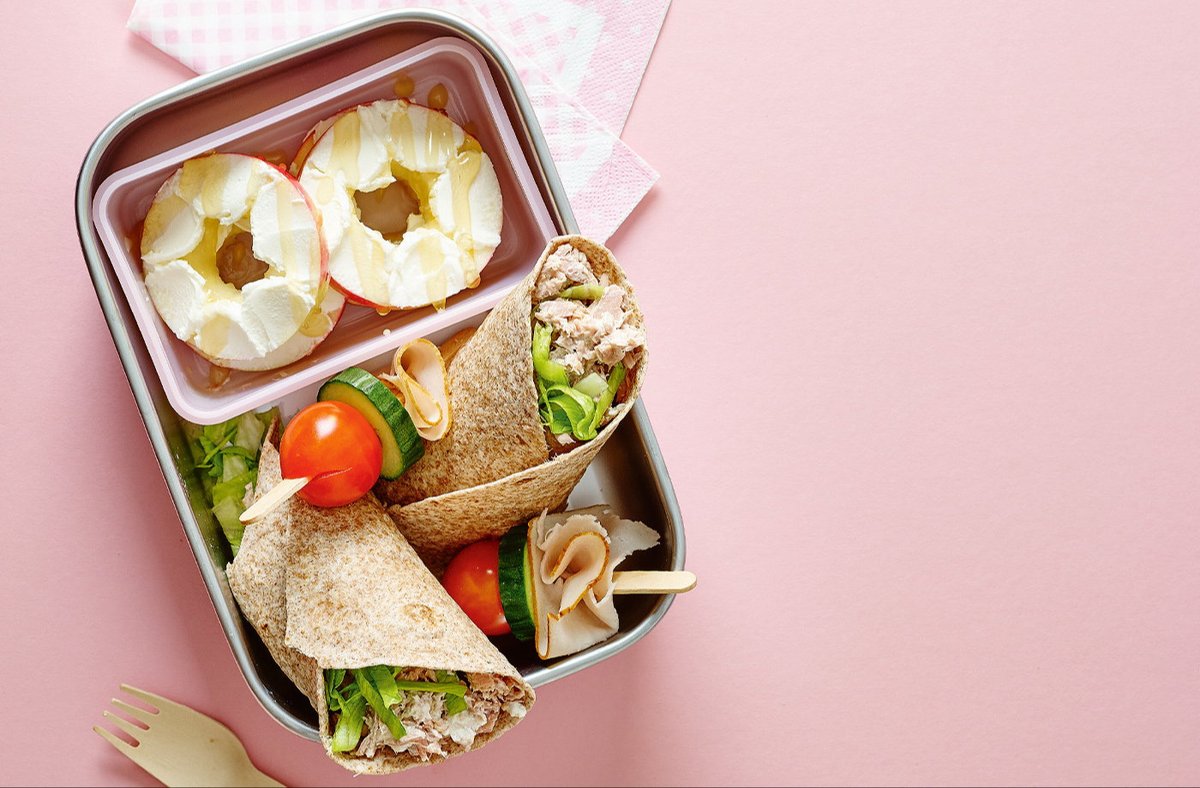 dinafoods's tweet photo. Stuck for lunch ideas but don't want a traditional sandwich? Tesco has it all wrapped up with these creamy tuna wraps. https://t.co/3hbk9nKNUS
#Flatbread #Wrap #Paninette https://t.co/UX7oNoGD55
