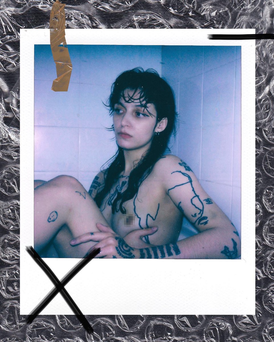 olafeur's tweet photo. My dear friend, Skye 🥀

#NFT #NFTartists #NFTCommunity #nftcollectors #NFTartwork #nftphotography #NFTphotographers #olafeur #NFTLONDON2022 #polaroid #sx70 https://t.co/CJnzhiTGUn