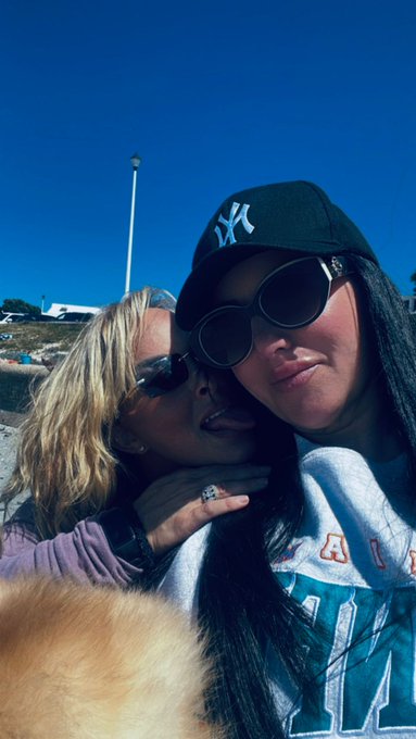 Just another perfect day with my sis smartie n my son https://t.co/z2QdTYvhDE