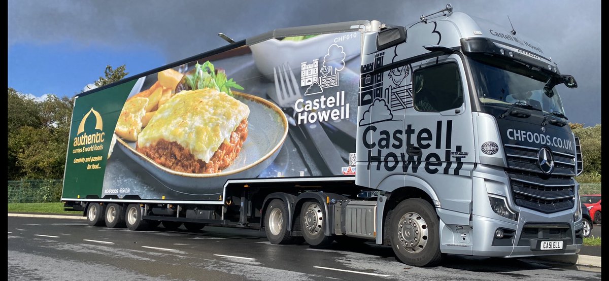 #FRIDAY FEELING -Hungry #Castell Howell Foods #ACTROS Edition 1#EURO COMMERCIALS 😋👍🤓