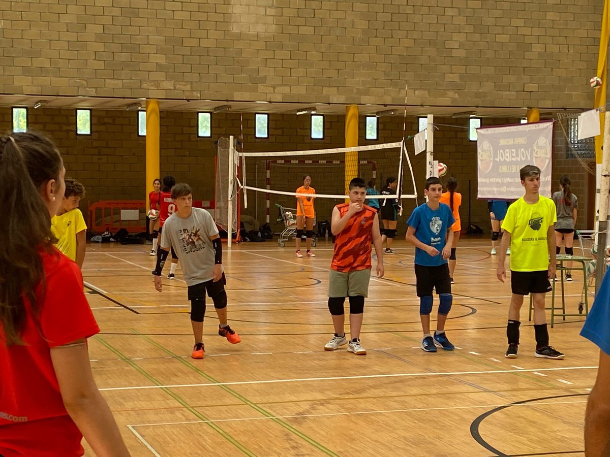 Ya estamos preparando todo para el VII Campus de voleibol Llanes, este año con alguna novedad.os iremos informando