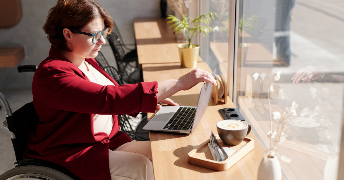 NeedMoreTimeLtd's tweet photo. Don’t let business admin take up your weekend! See how our #VirtualAssistants save time and money for a Property Maintenance #SmallBusiness: https://t.co/ZEMIX2zUUA https://t.co/2Je0ghWrN1