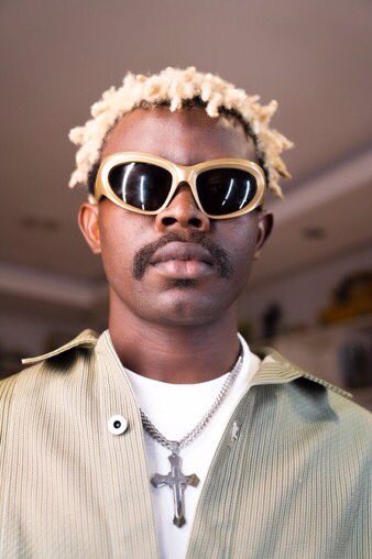 badboykinzo1's tweet photo. Hot director @boy_director + Hot artist @asakemusik = banging awards 🏆🏆🏆 #Asake #joha #boy_director #Olamidè https://t.co/DQWzEmgtAb