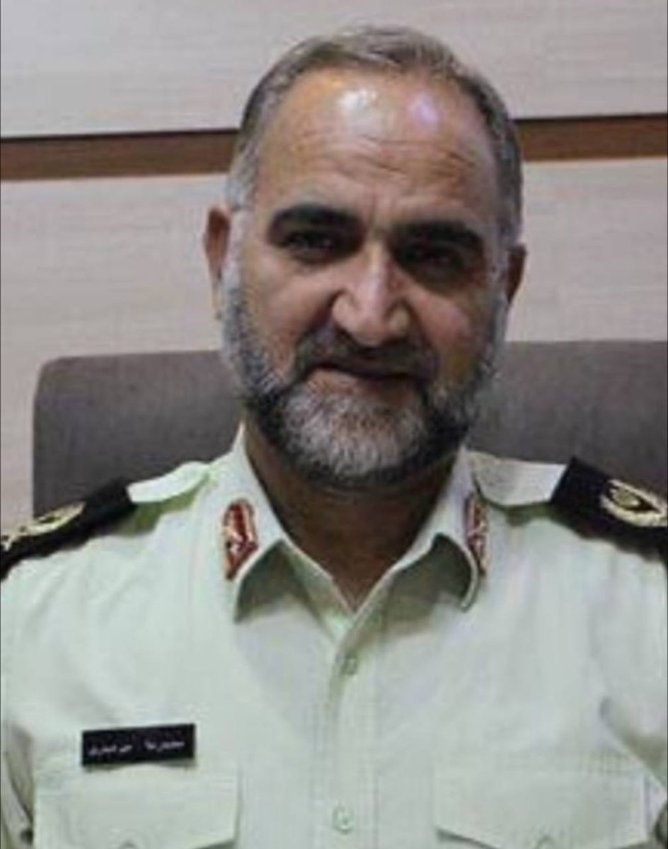 Ilya69328005's tweet photo. این حرومزاده که دیشب رهبری سرکوب تو اصفهان رو بر عهده داشت امروز تو بیمارستان به هلاکت رسید :))))))
#مهسا_امینی
#اعتصابات_سراسری https://t.co/lRVPAyXFOo