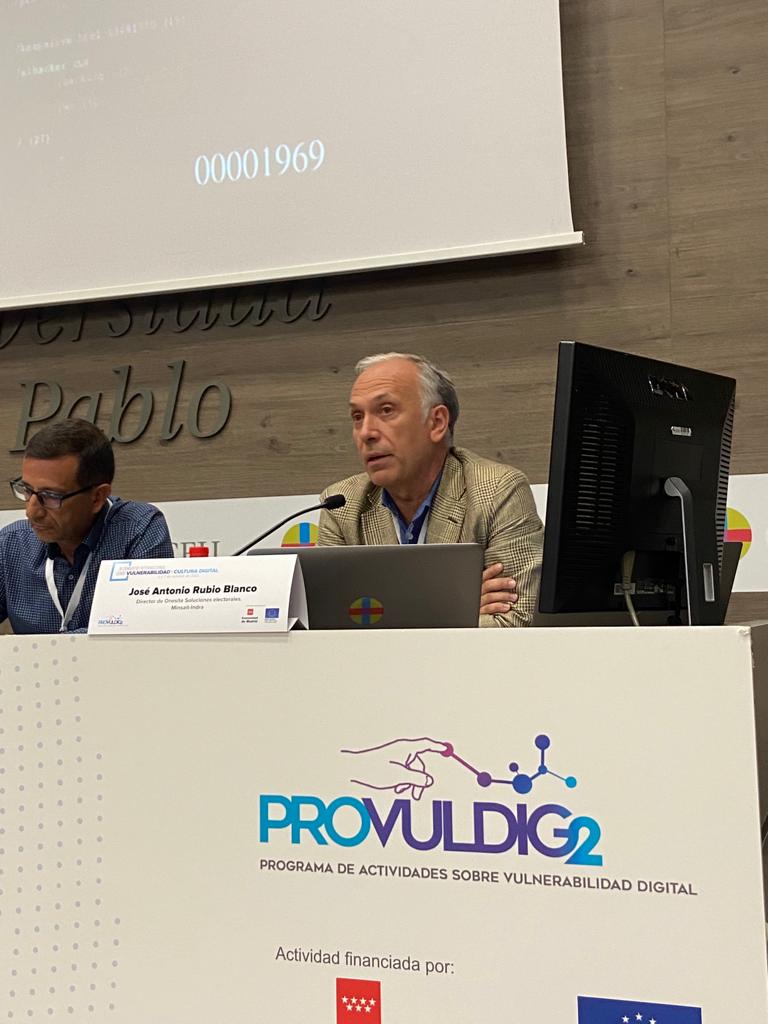 provuldigital's tweet photo. José Antonio Rubio Blanco @jarubi director de Onesite Soluciones electorales nos plantea la siguientes pregunta:

"¿Una sociedad digitalizada es una sociedad más segura?"

#Provuldig2 https://t.co/v0E2OkiRrO