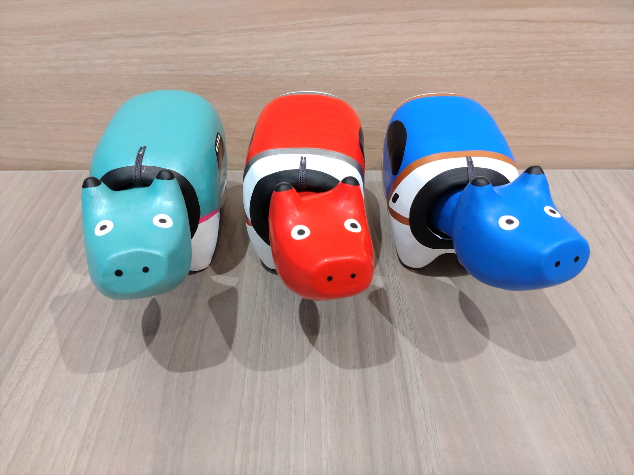 赤べこ E5系 新幹線 グリーン