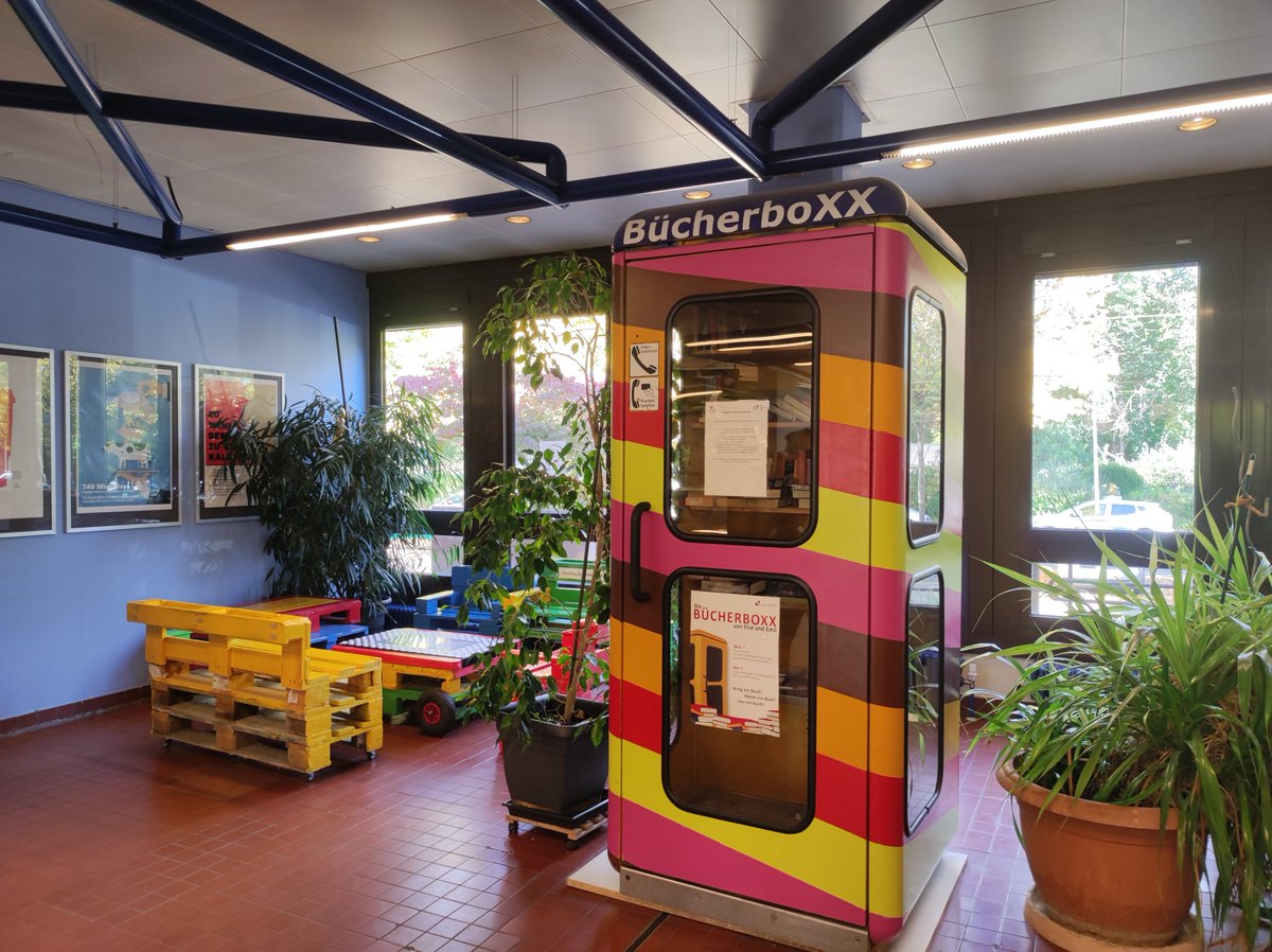 Dentro del programa #Erasmus, visitamos un centro de #FP en Berlín, junto a nuestros compañeros búlgaros y portugueses <a href="/ClaraReyErasmus/">Erasmus+IES Clara del Rey</a> 

Inside of the #Erasmus program we visited a professional training school in Berlin, together with our Bulgarian and Portuguese fellows.