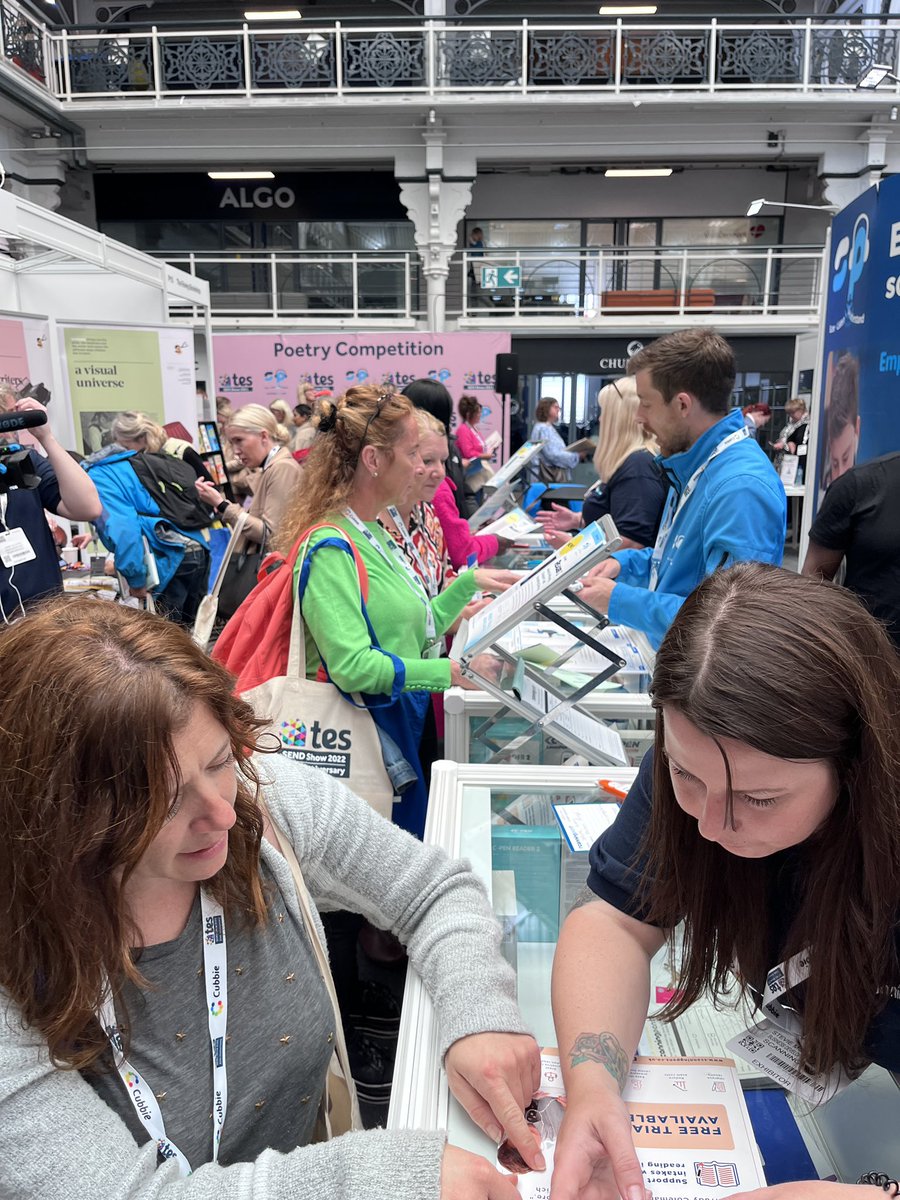 jamesgreenedu's tweet photo. Please send Coffee. No time to stop at the #tesshow @SP_QuinC @SP_JimB @ScanningPens Reader2 is a huge hit https://t.co/aWJ5cmG480