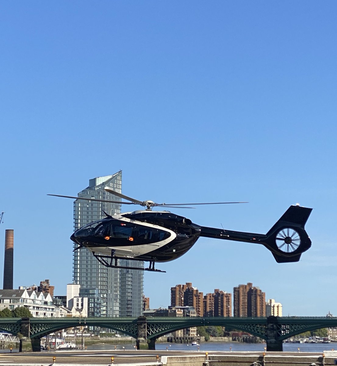 dBBAviation's tweet photo. The stunning Airbus H145 ready for our weekend departure from Battersea!

Get in touch today for your next helicopter charter.

E: info@dbbaviation.com
P: +44 (0) 203 960 0123

#helicopter #luxurytravel #travel https://t.co/Zf5Z5xPZpH
