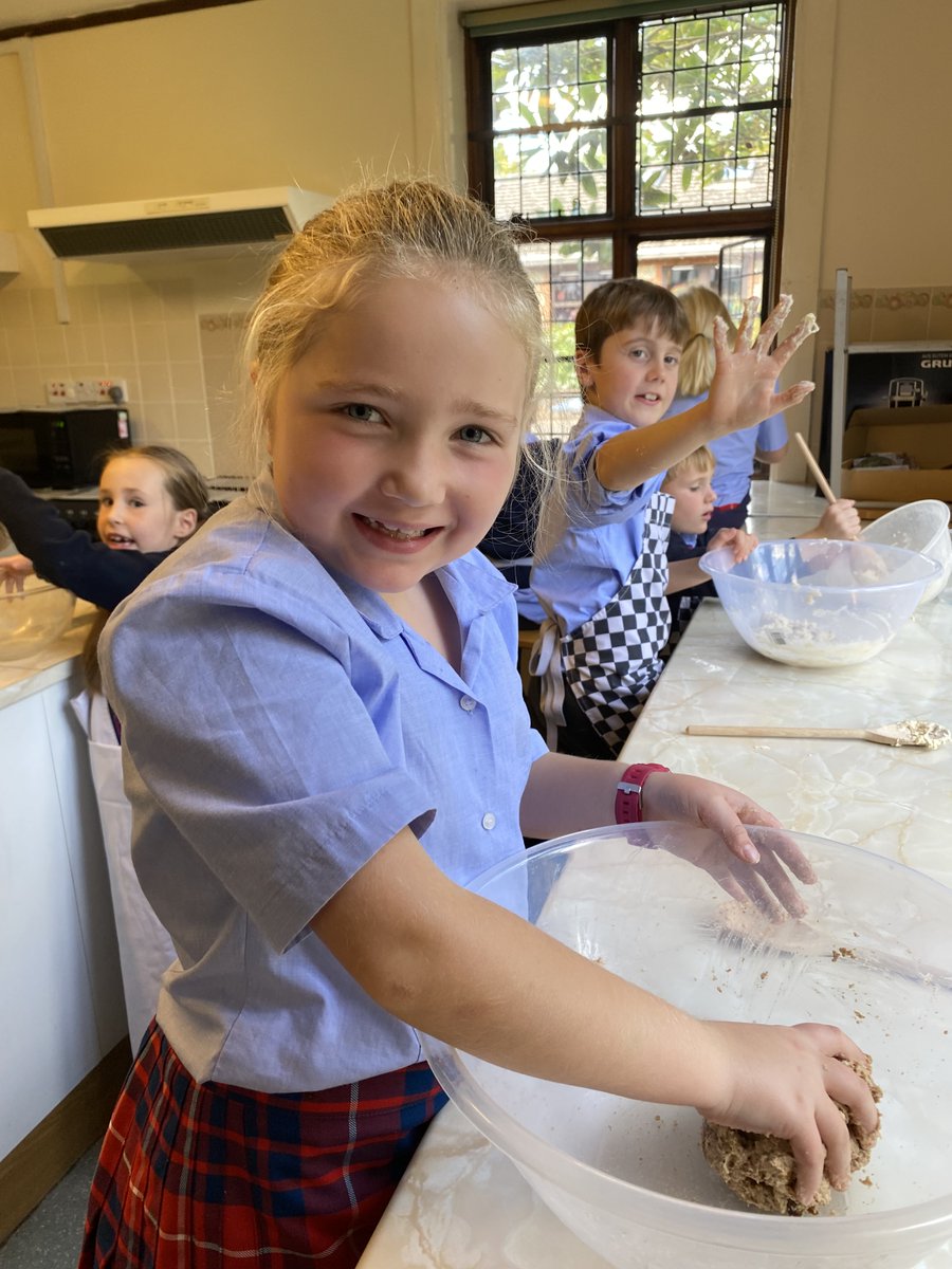 OPS_OratoryPrep's tweet image. Yesterday, #Year3 made some wonderful Egyptian style sweet bread using dates and honey. 

There was a rather lovely smell in the classroom afterwards, hopefully they tasted as good as they looked!

#OPSLearning #Egyptian #bread #baking