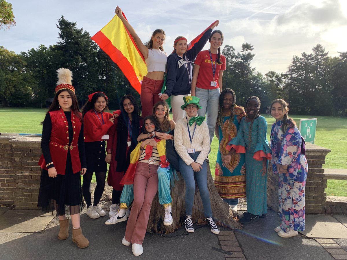 HeathfieldAscot's tweet photo. Our inaugural Multi Cultural Carnival is taking place today. We are proudly celebrating Heathfield's diverse community by showcasing the different cultural traditions and heritage through stories, music, dance, cuisine and language #HFcommunity #HFfamily #HFdiversity https://t.co/sNlp0cp5wu