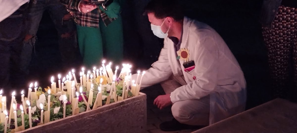 Humanizar_es's tweet photo. Las XVII #Jornadas de Cuidados Paliativos, "coronadas" con el 🫶 #Manifiesto del Centro san Camilo "Sanando comunidades y corazones"
.
🤲🌻"#Paliar es la respuesta más #humanizada al final de la vida". @Humanizar_es
.
.
GRACIAS!!! a todos
https://t.co/5QoWJxAxOo https://t.co/FZpzeX7DeB