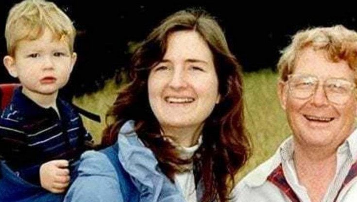 JamesLucasIT's tweet photo. I genitori decisero di donare i suoi organi (pratica che all’epoca era ancora un tabù in Italia) e ne beneficiarono sette italiani. La vicenda di Nicholas è stata un passo fondamentale per la sensibilizzazione sulla donazione degli organi nel nostro paese. https://t.co/YImqtKRtqe