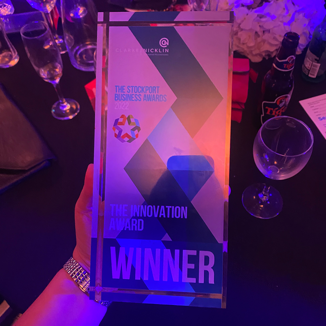 GroundWOW's tweet photo. Fantastic night at the @StockportAwards receiving the Innovation Award🏆A privilege to be recognised for our World's first Tech!

Congratulations to our team, the other winners &amp; nominees 🎉

#SBA2022 #innovation #business #awards #technology #software #sportstechnology #Saas https://t.co/MedqOOlC8W
