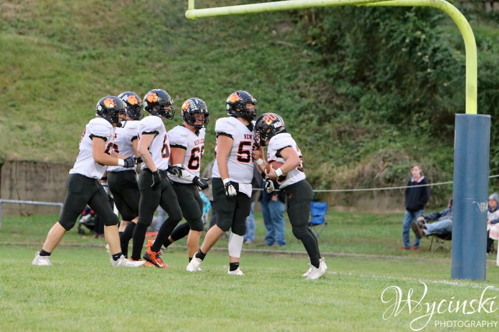 CoachKevinBoard's tweet photo. IT’S GAME DAYY!!! After 2 weeks on the road, we return to Jim Rockwell Stadium for Homecoming!! 
#BeatMeadowbrook #Best https://t.co/UNFB63ObQy