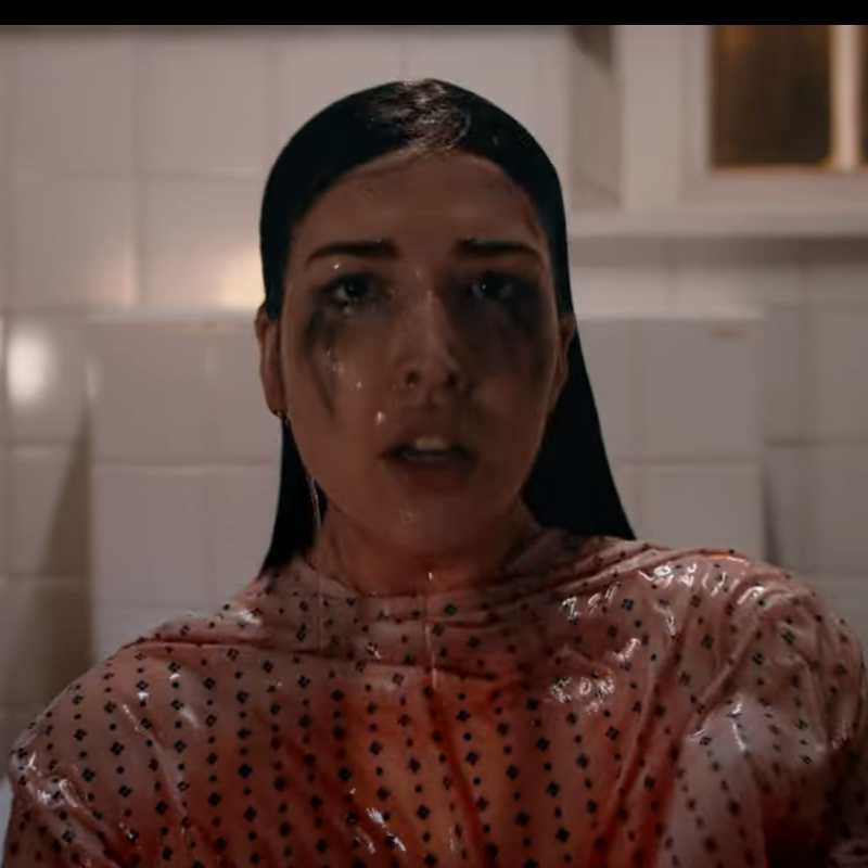 WalesArtsReview's tweet photo. Welcome back to another #WARVideoOfTheWeek!
Today’s video is #Pluo, from @thallomusic - Gwynedd and London based artist, Elin Edwards. Pluo is a collaboration with Welsh channel @LwpS4C and takes inspiration from psychological horror.