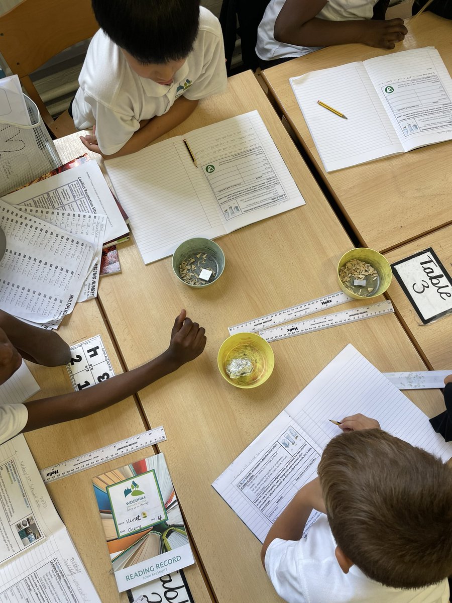 We enjoyed investigating how different materials melt ice in different lengths of time. We reflected on how we knew if the materials were effective or ineffective insulators depending on their melting times. <a href="/WoodhillSci/">Woodhill Science</a> <a href="/WoodhillSch/">Woodhill Primary School</a>