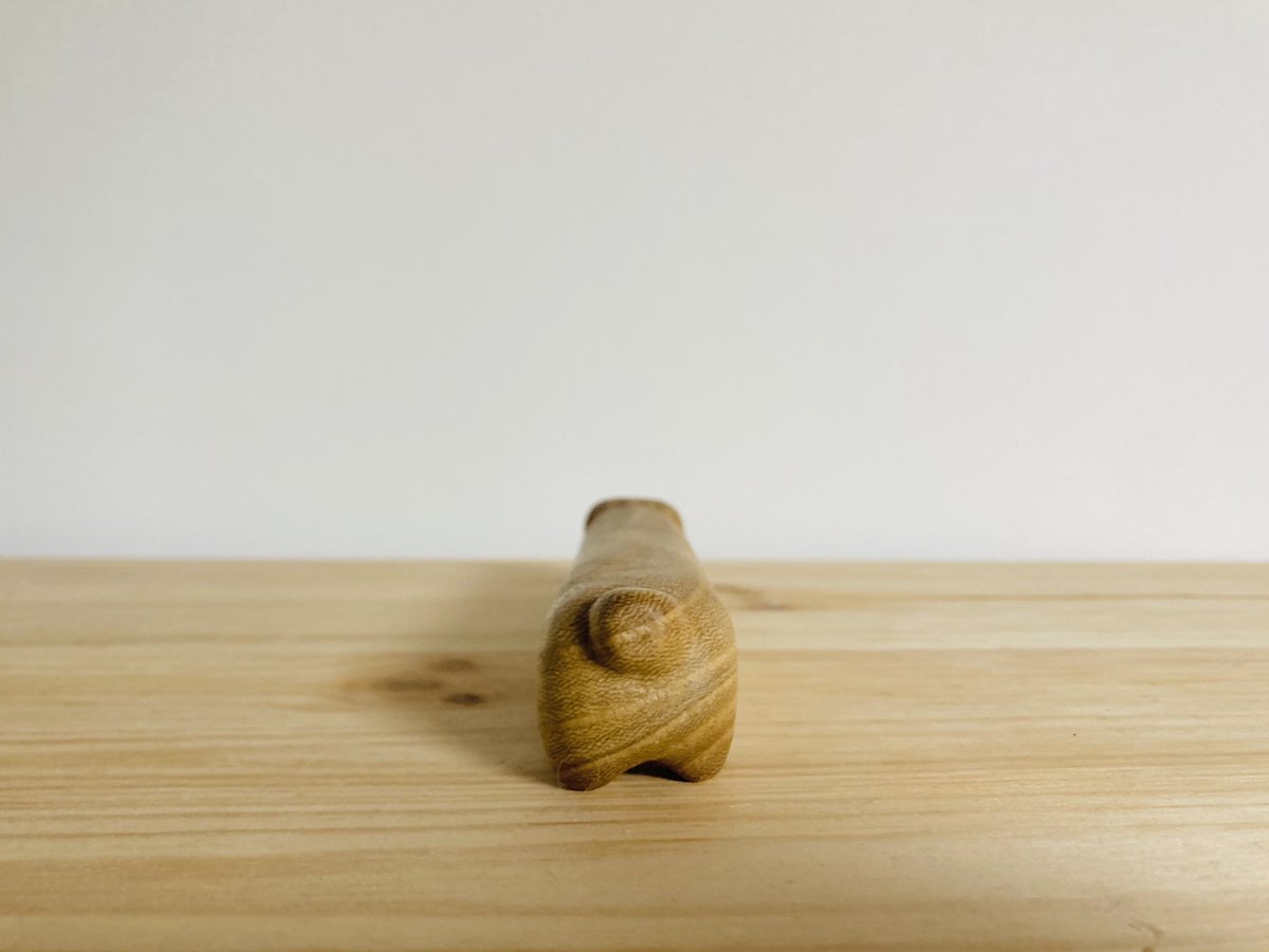 いーーーーーーーーーぬ彫りました