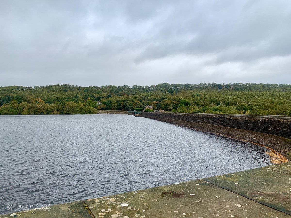 abdalla8338's tweet photo. @Sheff_HousingCo It is Autumn time.
The lower Rivelin Reservoir taken from the Dam wall.
#RivelinDams #Rivelin #RivelinDam #Autumn https://t.co/oZUhNXLKL5