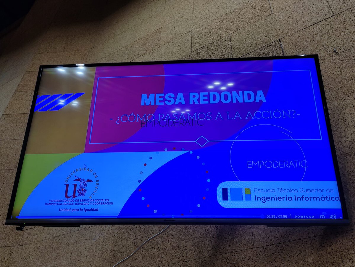 etsii's tweet photo. Llegamos a la Mesa Redonda, uno de los momentos más interesantes de #EmpoderaTIC: nuestras estudiantes nos cuentan como los estudios de Informática y otras TIC difieren de los estereotipos negativos que ellas tenían https://t.co/rBwrUOBD8M