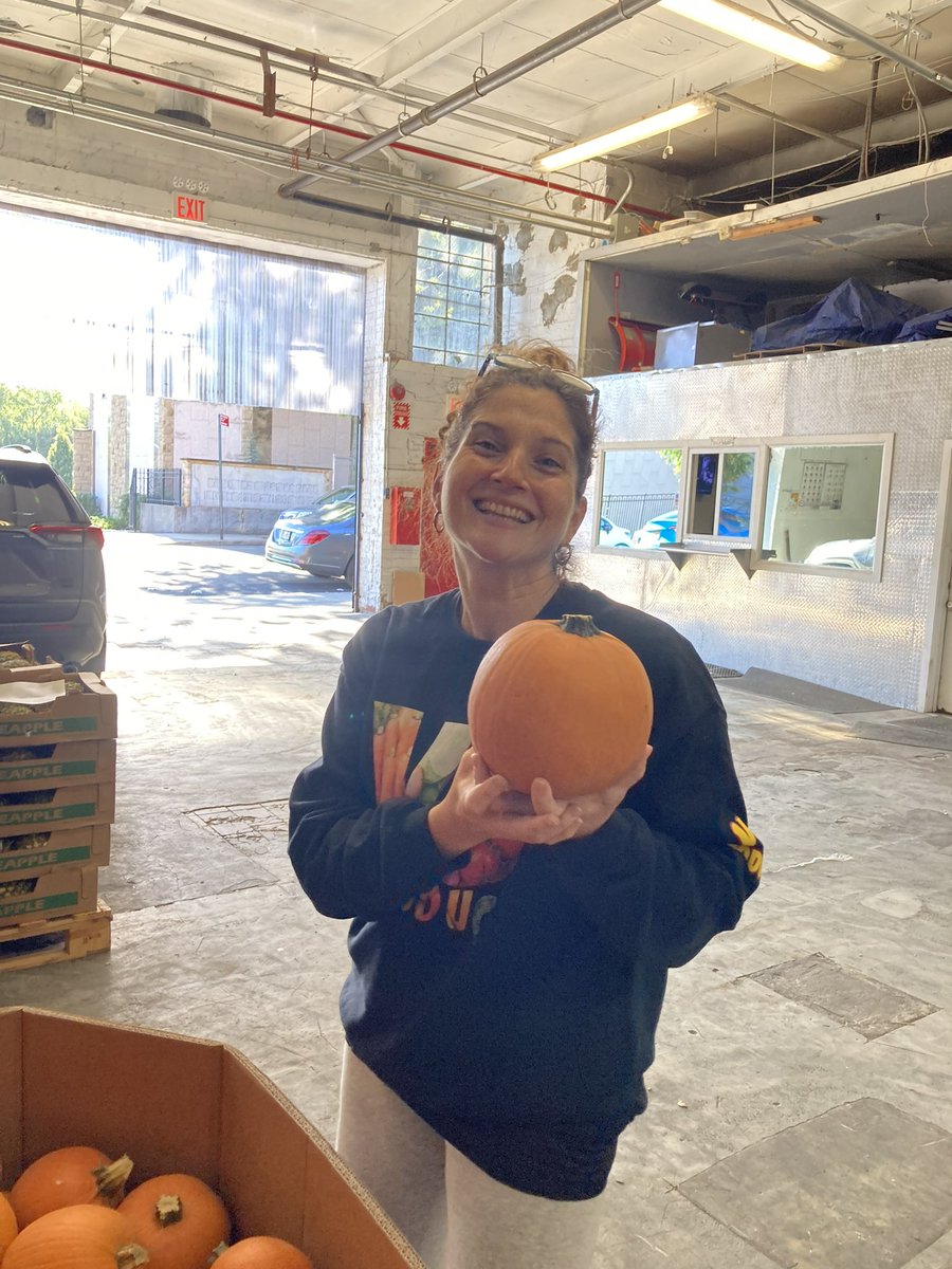 BIG THANK YOU 🫶🏽TO Ms. Jennifer at New V&amp;J Produce in Astoria Queens for the pumpkins our kiddos are going to enjoy the pumpkin patch at @30Q398