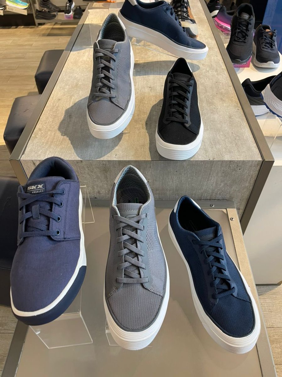 realkingss's tweet photo. Looking at this pictures , I can confidently tell you @ShopTheBcode is not here to joke !!!!
Will definitely visit their store one day
But for now you too can order online from https://t.co/PfFa231EZD and get it delivered!!!
#bCODEStoreLaunch
#bCODELifeIsNotASpectatorSport https://t.co/C8BfKQuZgd
