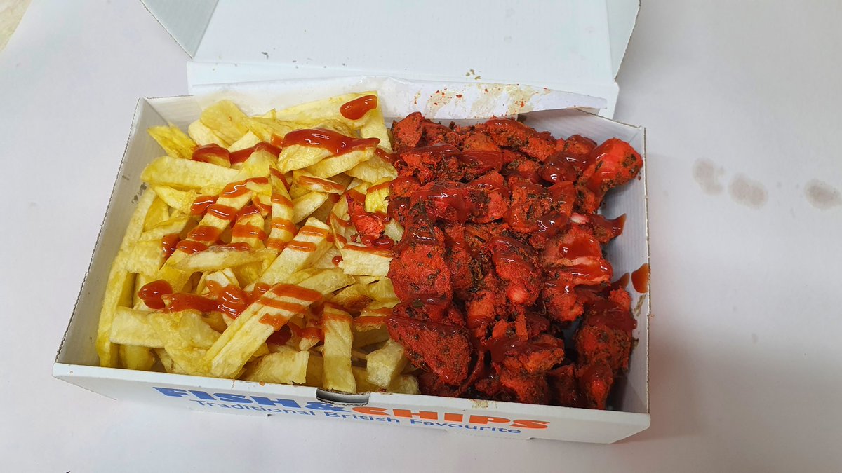 Chicken Tikka / chips £6.50 🤤
