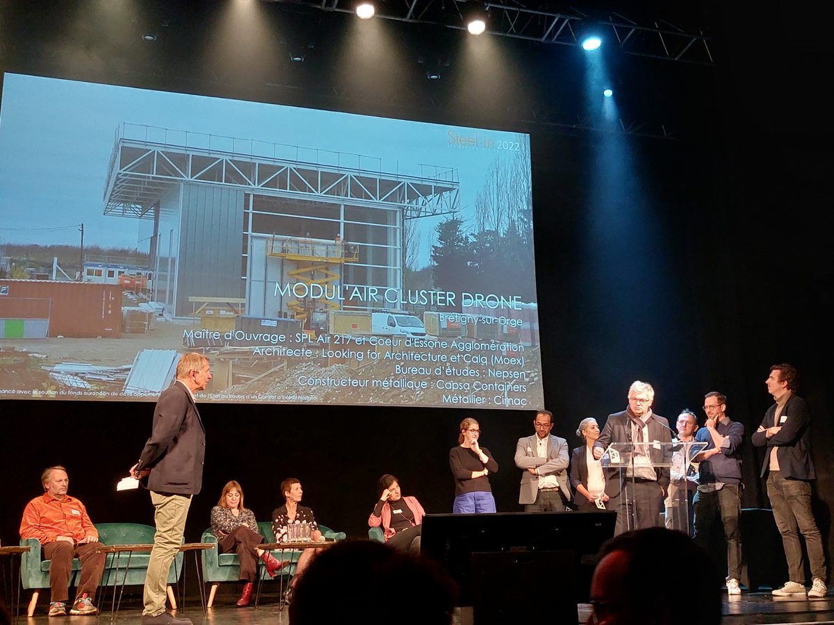 🏆 Modul’Air - Espace d'innovations est récompensé par un prix national d'architecture : le Prix Eiffel 🎉
Situé sur <a href="/labase217/">La Base 217</a>, le Modul'Air - Espace d'innovations est le projet lauréat du Concours Acier 2022 organisé par Construir Acier dans la catégorie Travailler.
