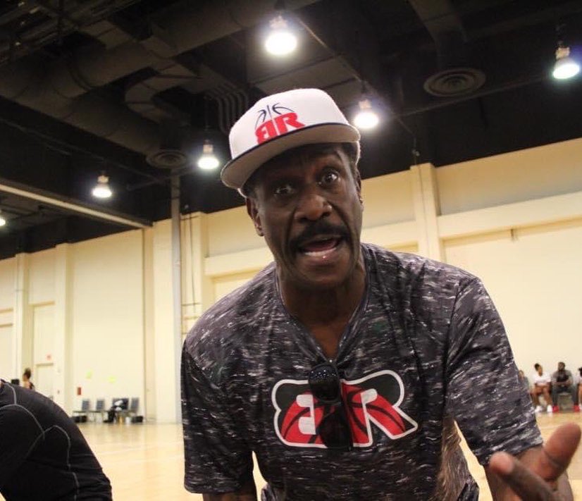 DenverDynasty2's tweet photo. October 29th we’re honoring A TRUE LIVING LEGEND!💯🙏🏾👏🏾🙌🏾🏀 

Coach Johnnie Bratton @coachjbratton founder of Boulder Rockies AAU program! @rockiesbsktbl 

Coach Johnnie has given over 30 years to the womens game in

Rockies Alumni &amp; current come help us celebrate greatness!🏆💯 https://t.co/m4wTJIvKoa