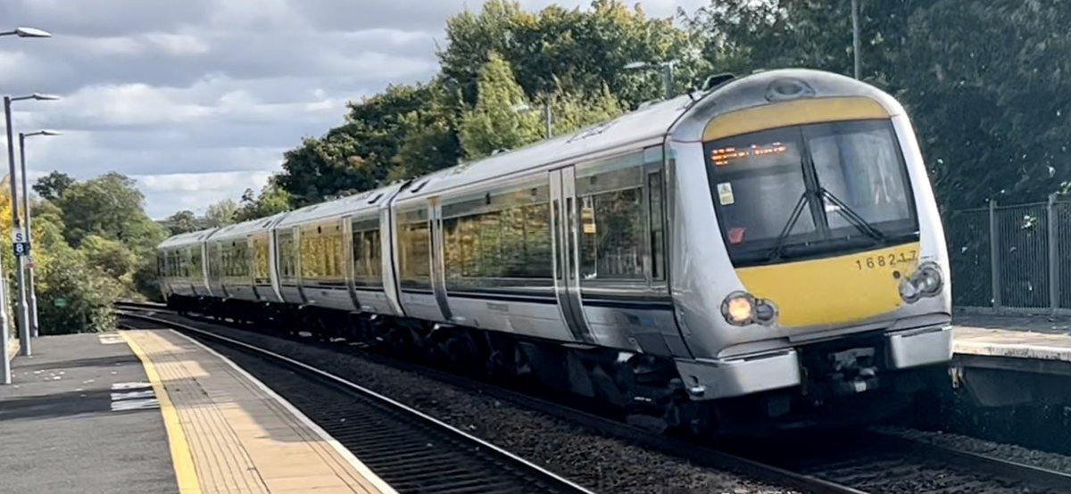PlatformEdge1's tweet image. Some trains at Warwick Parkway while I wait for my train to a station I haven’t got off before 👀 #Class70 #Class165 #Class168