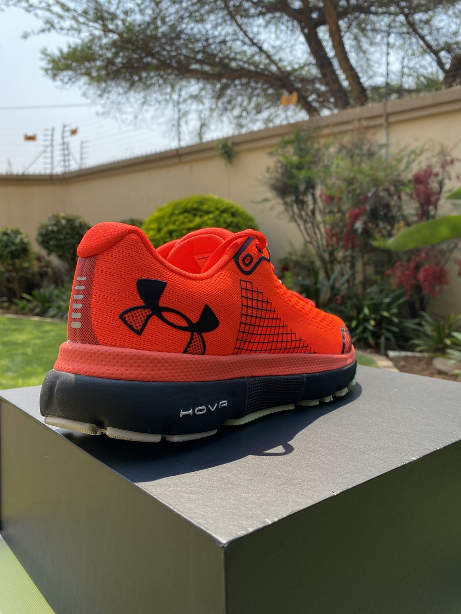 T_Mailwane's tweet photo. There is a heatwave and I know why 🔥🔥🔥. These Infinite 4’s are bringing the heat. #UASquad #TheOnlyWayIsThrough @underarmourza @UnderArmour https://t.co/7WszXdEVo8