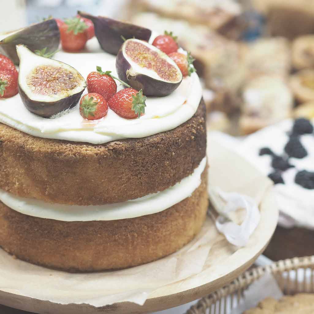 Peak Village is running a pop-up autumn market celebrating small businesses, offering beautiful autumnal inspiration and lifestyle workshops. Make a day of it! Shopping and eating! What could be better!
Shopping: loom.ly/qLNNhaI Eating: loom.ly/JE60UhI