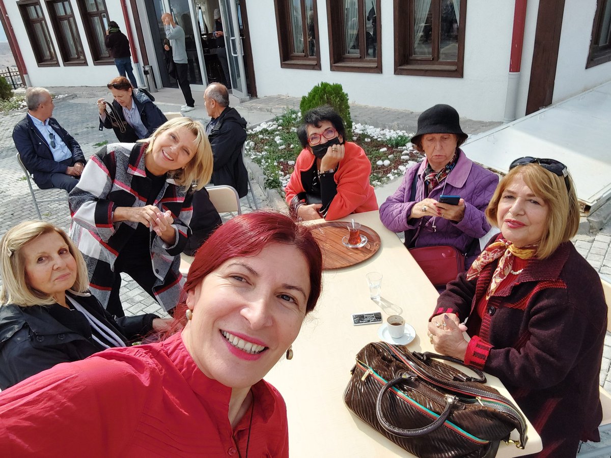 sevginazo's tweet photo. @mansuryavas06  @ankarabbld @bey_dikmen @AdnanTatlisu @mizrakesin @OnsoySEMA @sevginazo @oguzkaanfakili @ayseozylmz @zeze_oz
 #mansuryavas 
@nuryvnur #cuma #HayırlıKandiller #SonDakika #Ankara #Beypazarı 
Muhteşem bir geziden geriye kalanlar💕💖💞 https://t.co/a363ntnNYB