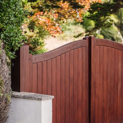 RihoyandSon's tweet image. For handcrafted joinery, from staircases and windows to doors and gates, our experienced Joinery Workshop manufactures for both contractors and individual clients.

For more information, call 245904 or email mail@jwrihoy.com 

#RihoyGuernsey #JoineryWorkshop