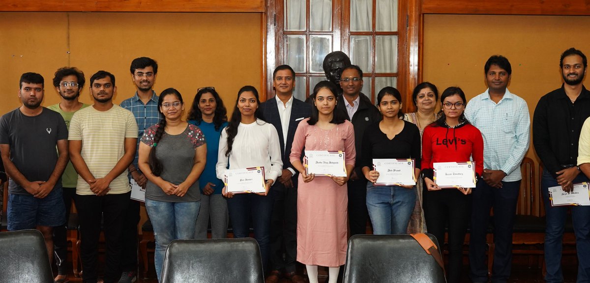 ODAAIISc's tweet photo. The team interacted with the students who have been awarded the fellowships instituted by GE Healthcare at IISc. We thank GE Healthcare for instituting these merit fellowships at IISc! https://t.co/d4i00sZ1Ic