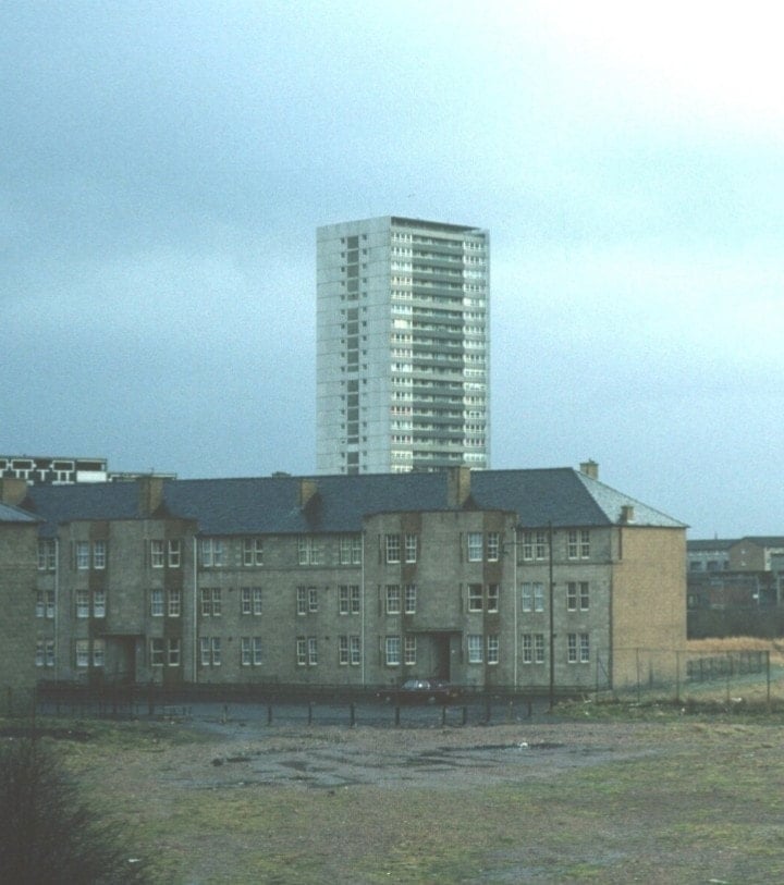 Mémoire2Ville on Twitter "Cité moderne de Glasgow Guthrie Street regardant vers le bas de