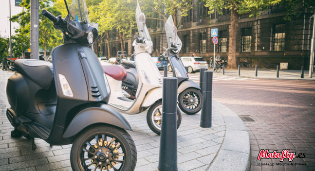 MotoFly_Rent's tweet photo. ¿Sin planes para el finde?😗 Si quieres disfrutar sobre ruedas no dudes en visitar el mejor alquiler de motos de Madrid. 🛵https://t.co/si0FcyDuTb🏍 #AlquilerMotos #Madrid #FelizFinde https://t.co/0CrE6ZigpJ