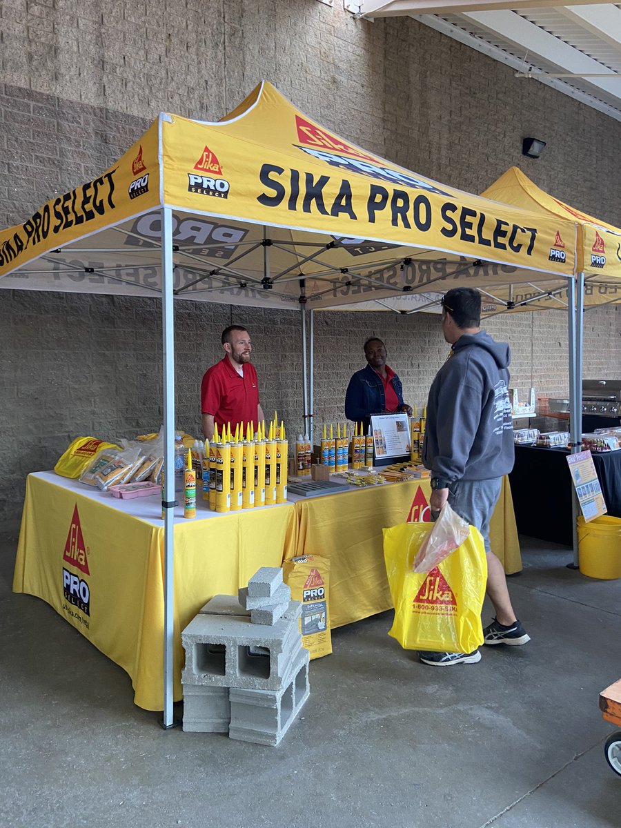 Had an awesome time yesterday at Woodhaven, HD. Big thanks to the store for letting us set up and grill. Shoutout to <a href="/MarcusRutz/">Marcus Rutz</a> for grilling! Also thank you to <a href="/LatishaChicago/">Latisha</a> <a href="/Monica_Lindsey1/">M</a> and <a href="/alskee1/">Al Darden</a> for speaking to customers and associates! #sika #homedepot