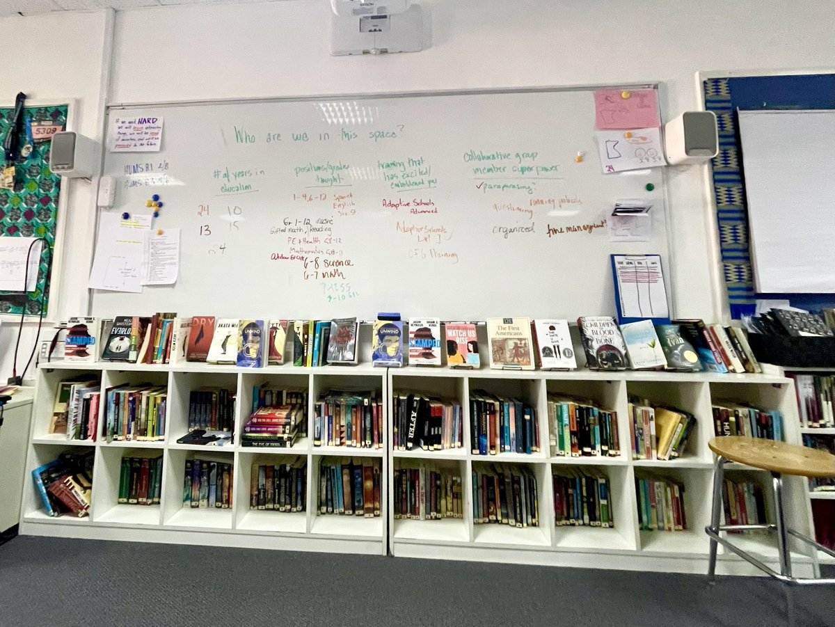 I have the best colleagues at #acsabudhabi. During today’s #professionaldevelopment day I went into <a href="/TheMiddleCourse/">jason coleman</a>’s room to begin our #CFG community and came out with so many ideas for classroom layout. Vertical WBs, anchor charts, front row seating and more #flexiblespaces.